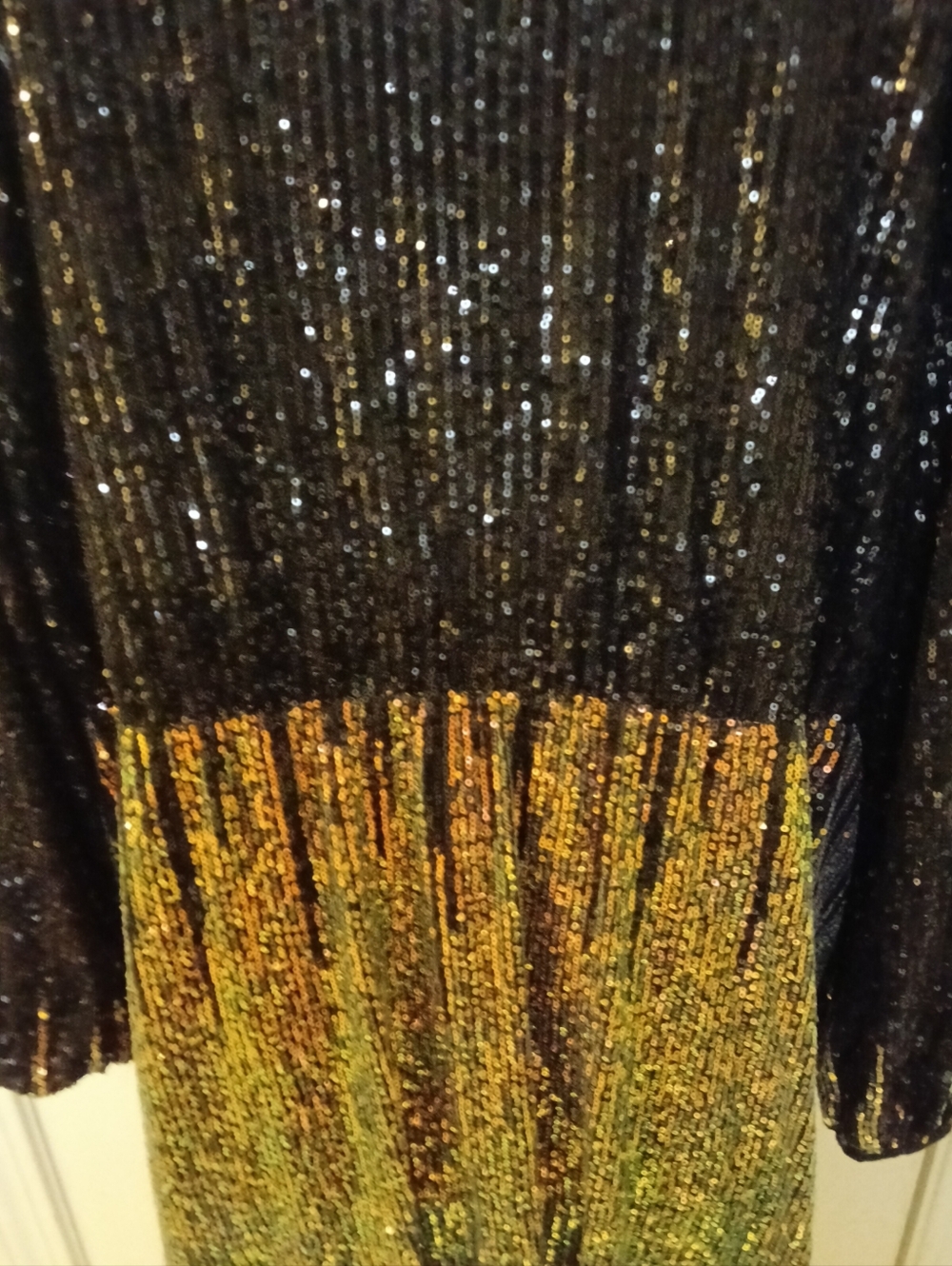 RED DOT BOUTIQUE Sequin Deep V-Neck Cocktail Dress in Black and Gold SIZE 3X - Picture 7 of 7